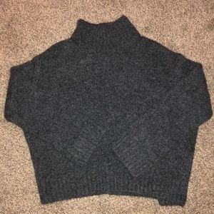 H&M Dark Grey Cropped Sweater